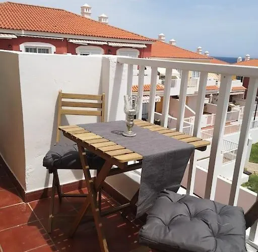 Am Mit Pool Santa Cruz de Tenerife